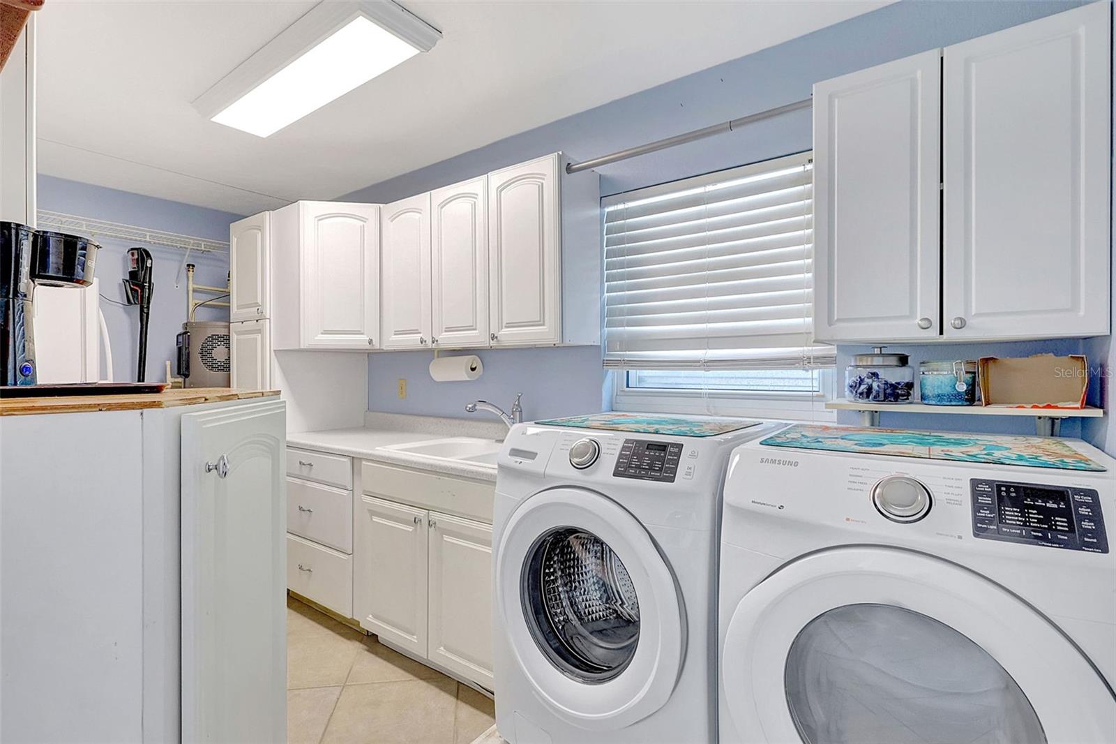 Image 21 of 64 For 4216 Royal Palm Drive