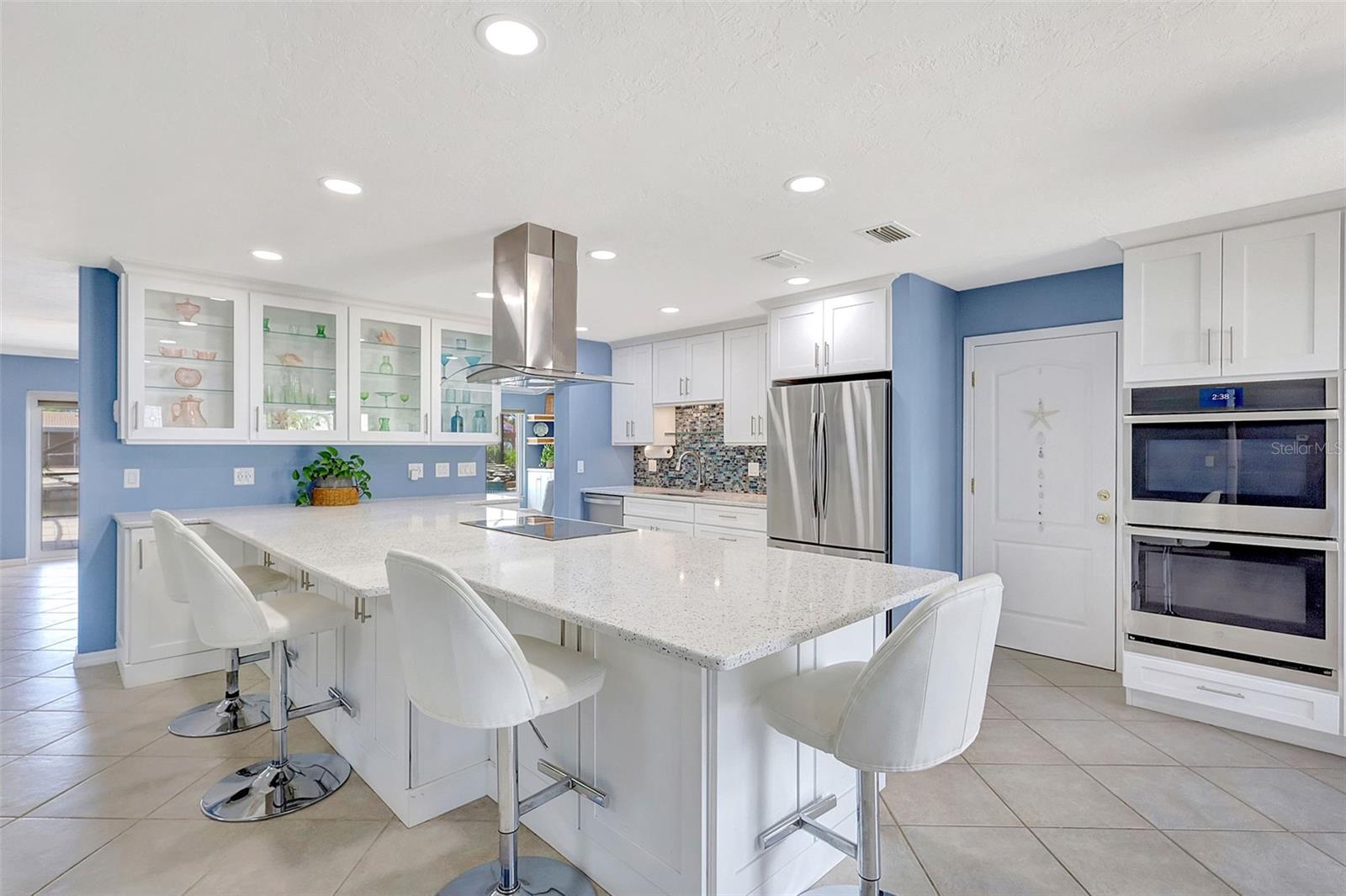 Image 6 of 64 For 4216 Royal Palm Drive