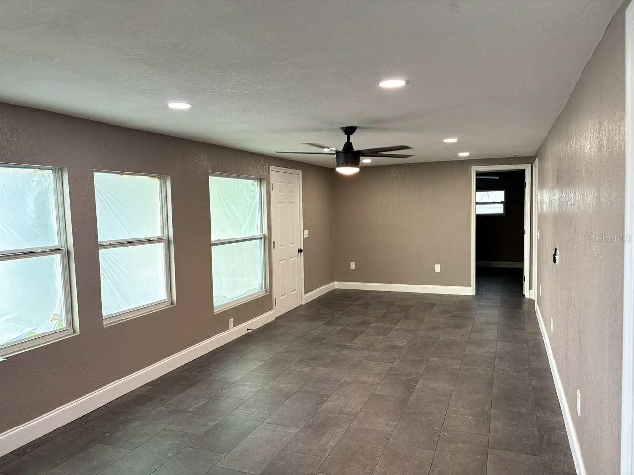 Image 11 of 29 For 611 54th Ave Drive E