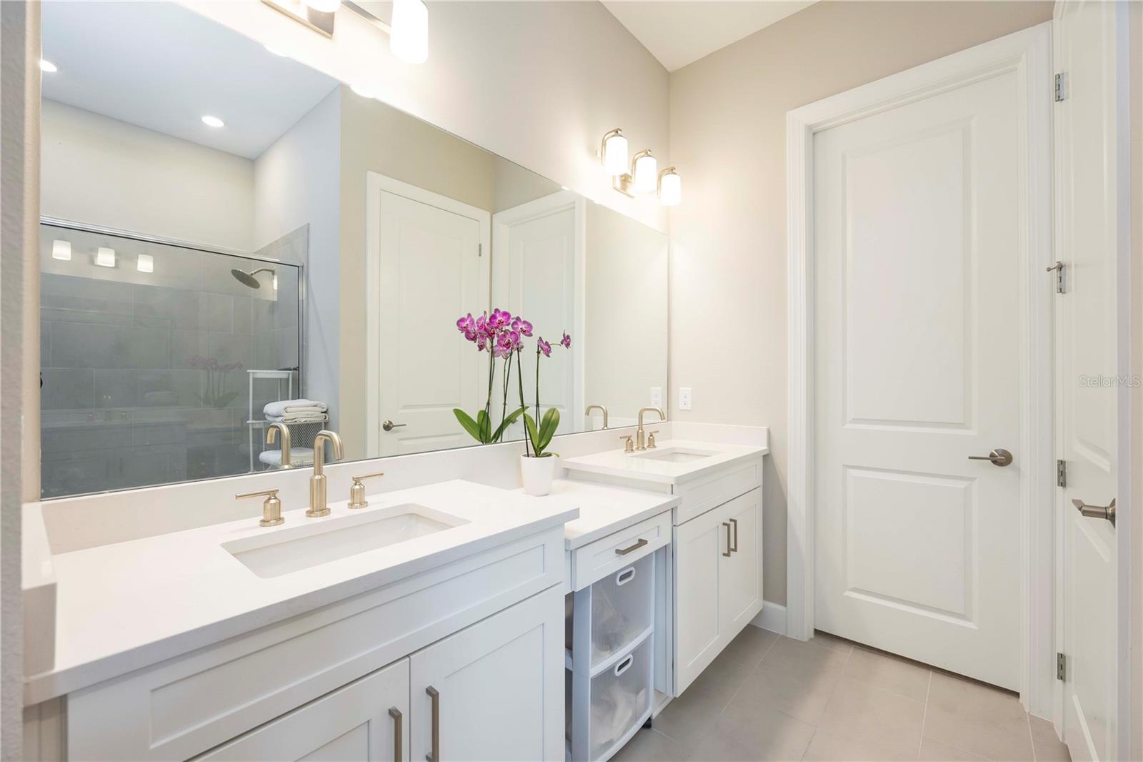 Image 33 of 94 For 5523 Orsello Street