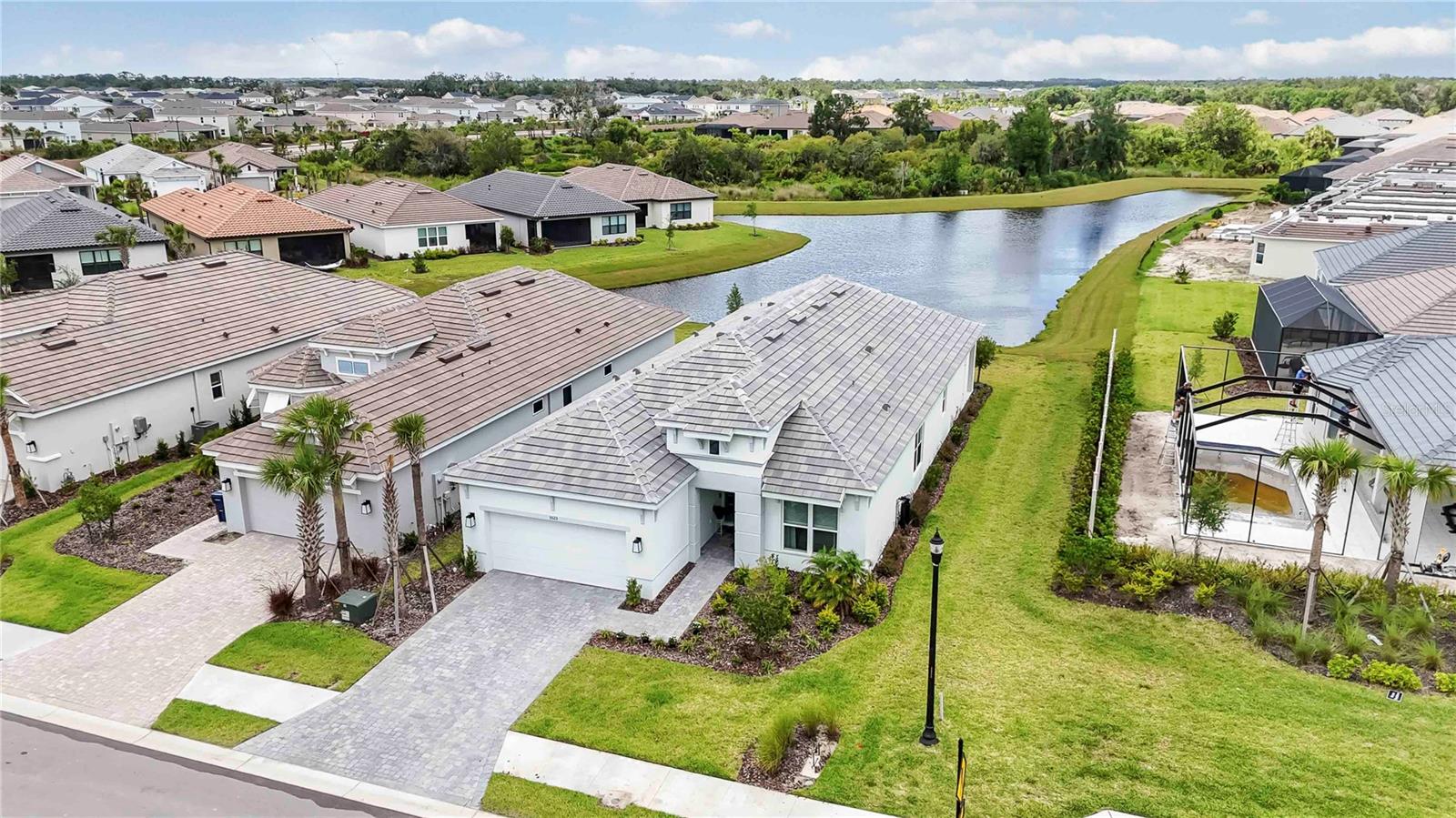 Image 63 of 94 For 5523 Orsello Street