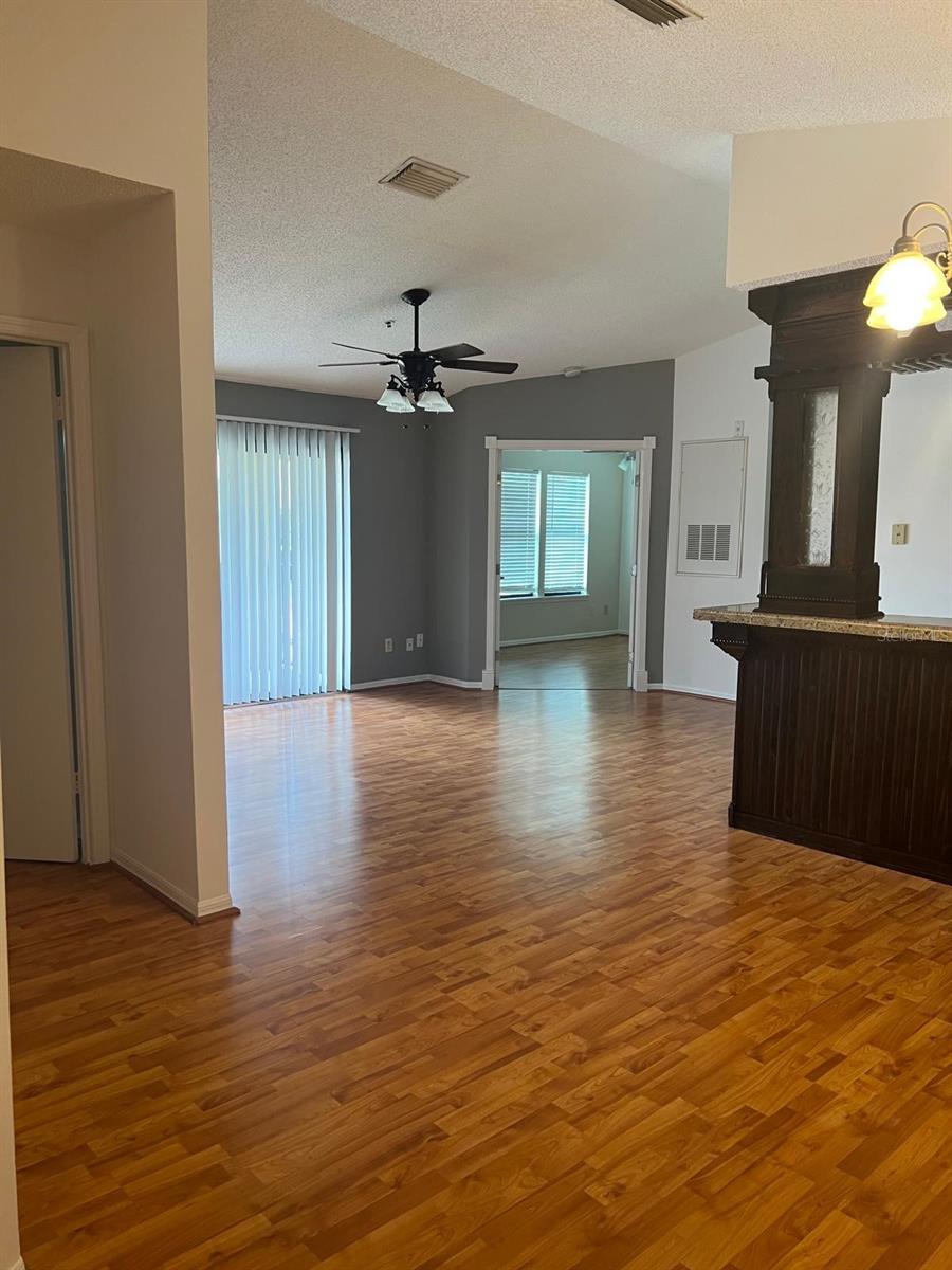 Image 9 of 20 For 4065 Crockers Lake Boulevard 24