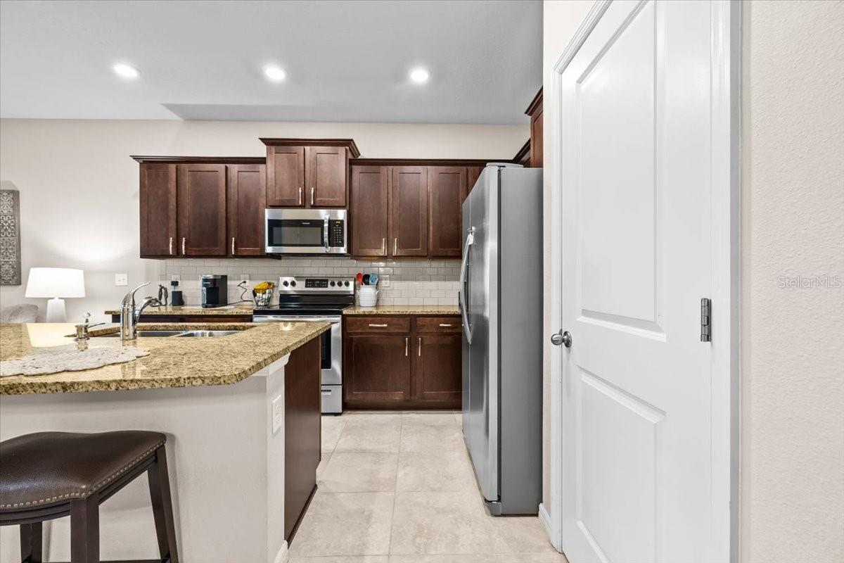 Image 12 of 49 For 8641 Daydream Street