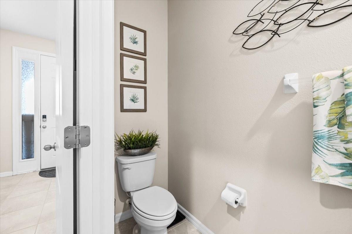 Image 18 of 49 For 8641 Daydream Street