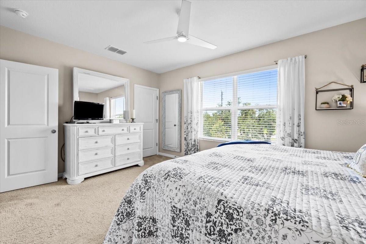 Image 36 of 49 For 8641 Daydream Street