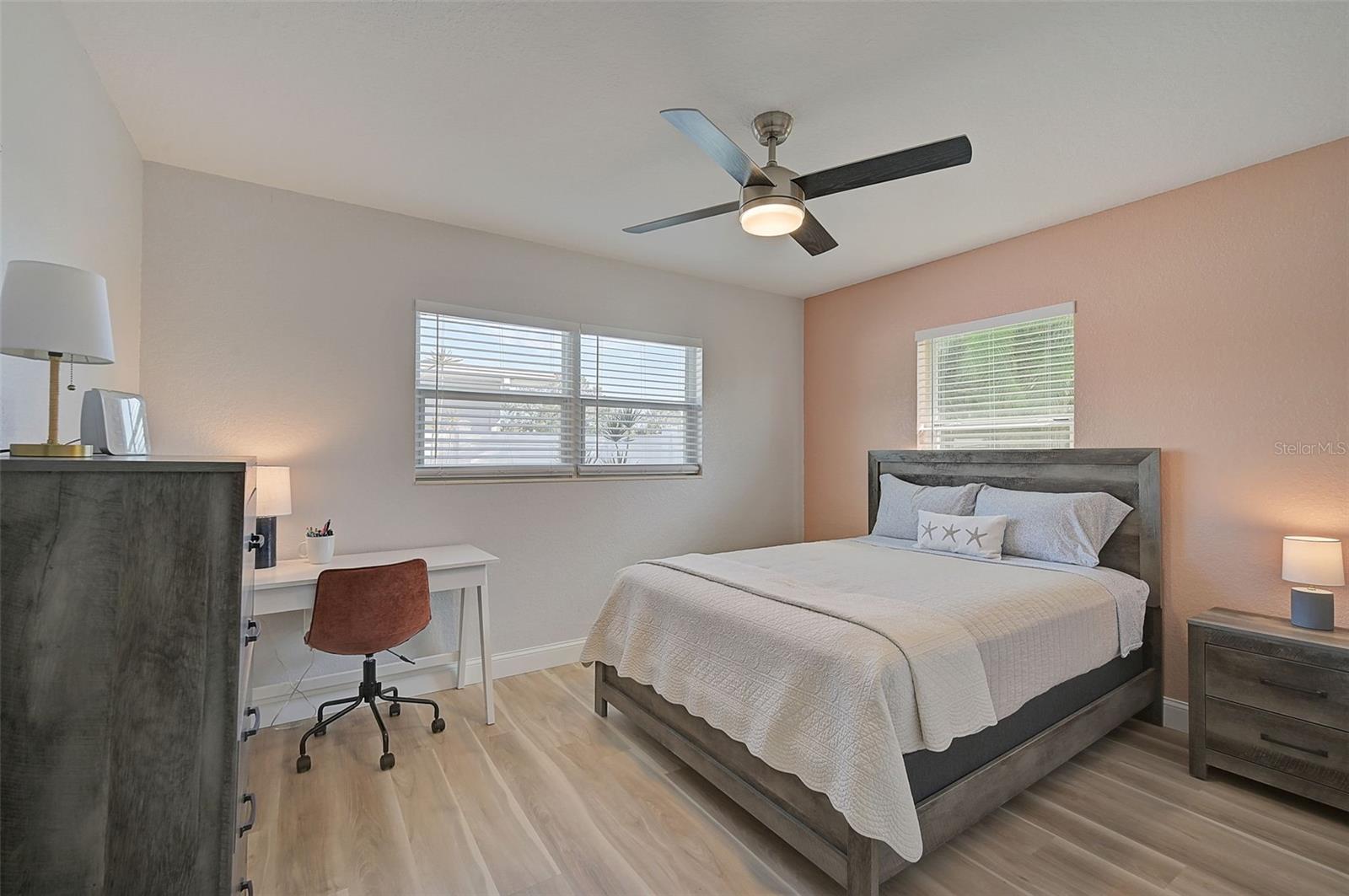 Image 24 of 44 For 1514 32nd Street W