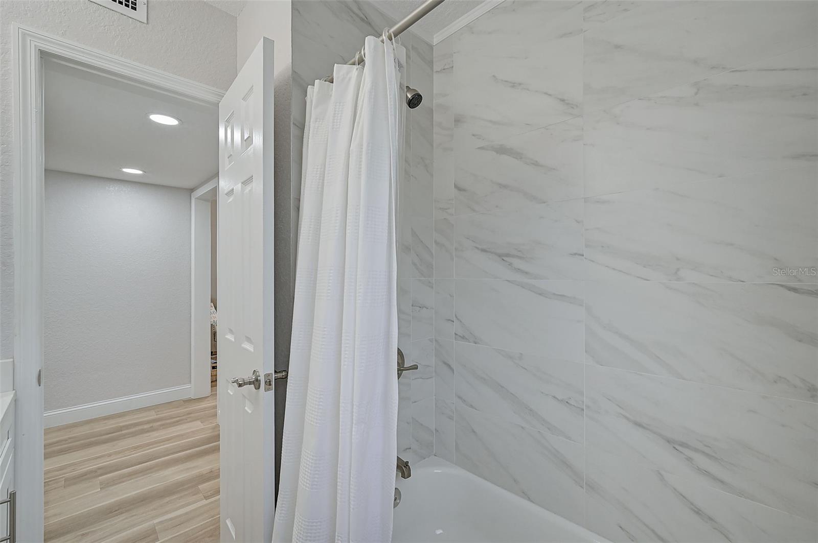 Image 29 of 44 For 1514 32nd Street W