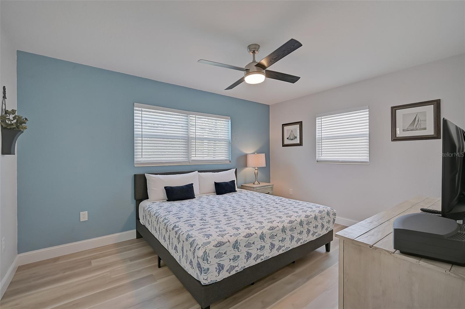 Image 30 of 44 For 1514 32nd Street W