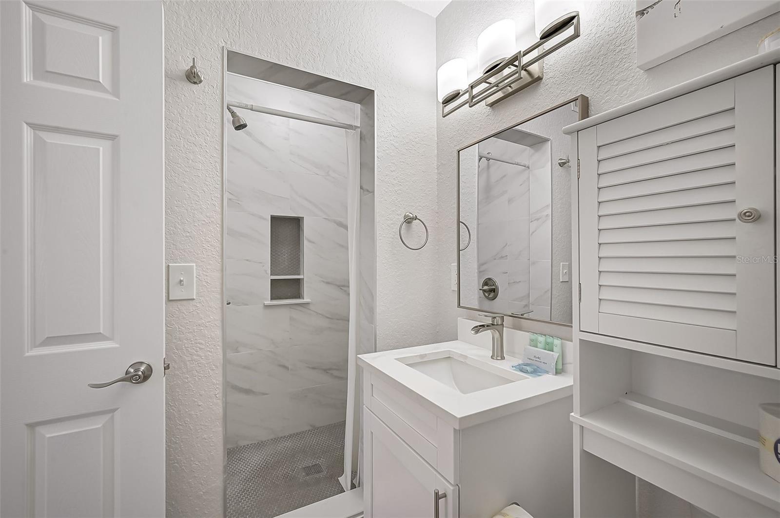 Image 33 of 44 For 1514 32nd Street W