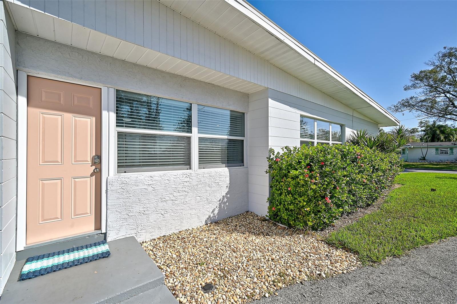 Image 4 of 44 For 1514 32nd Street W