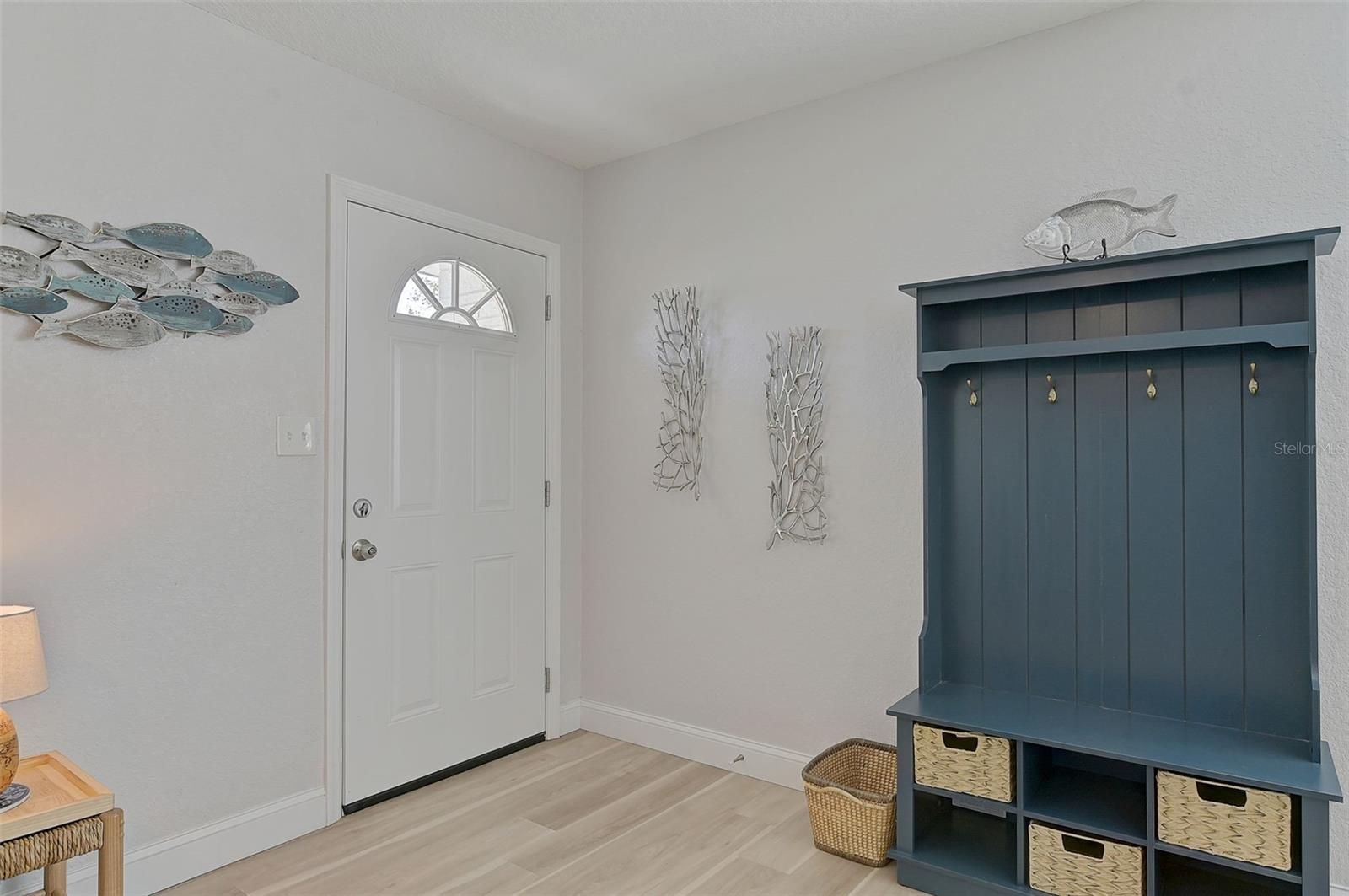 Image 5 of 44 For 1514 32nd Street W