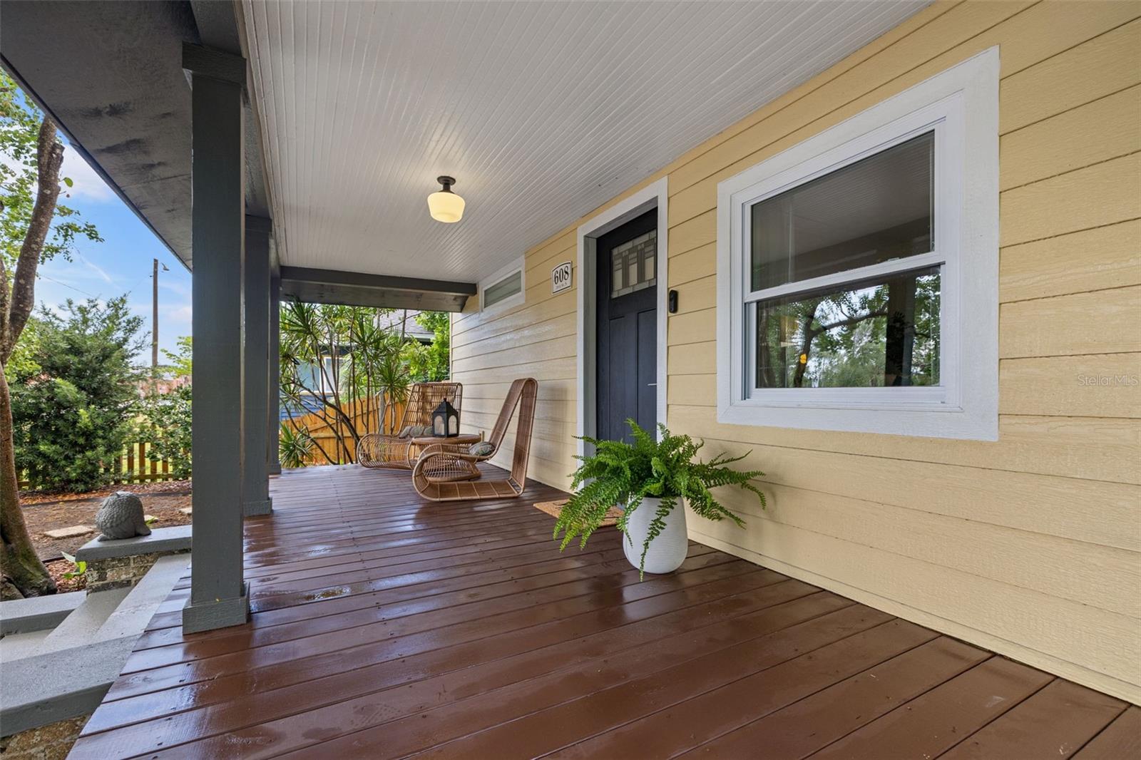 Image 3 of 51 For 608 28th Street N