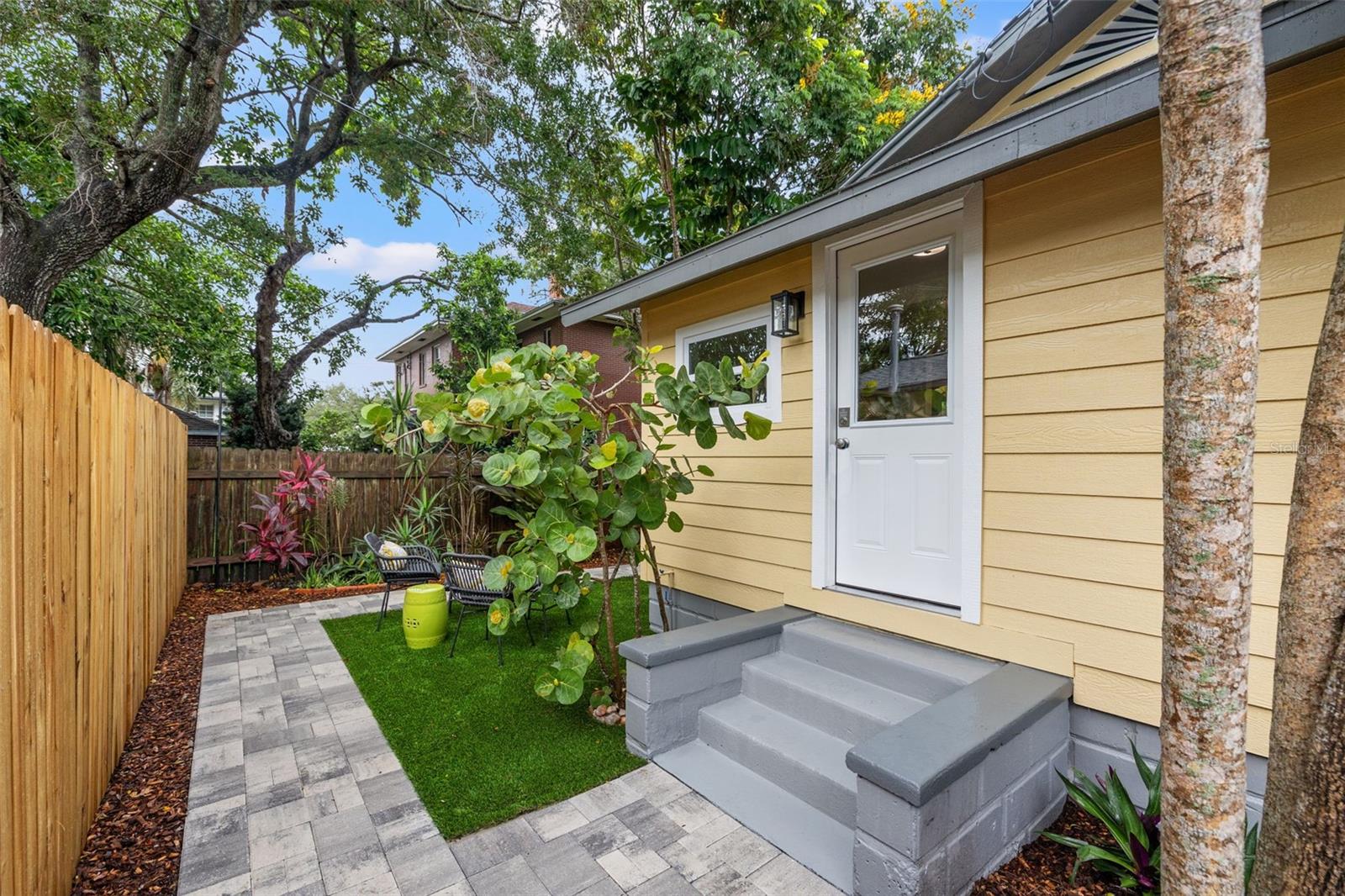 Image 30 of 51 For 608 28th Street N