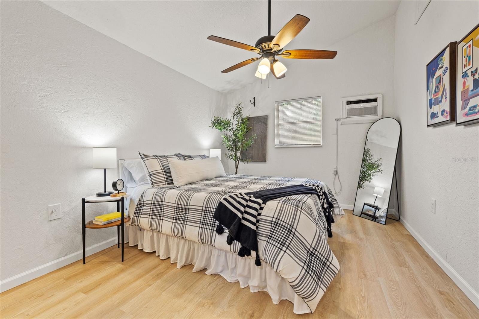 Image 45 of 51 For 608 28th Street N