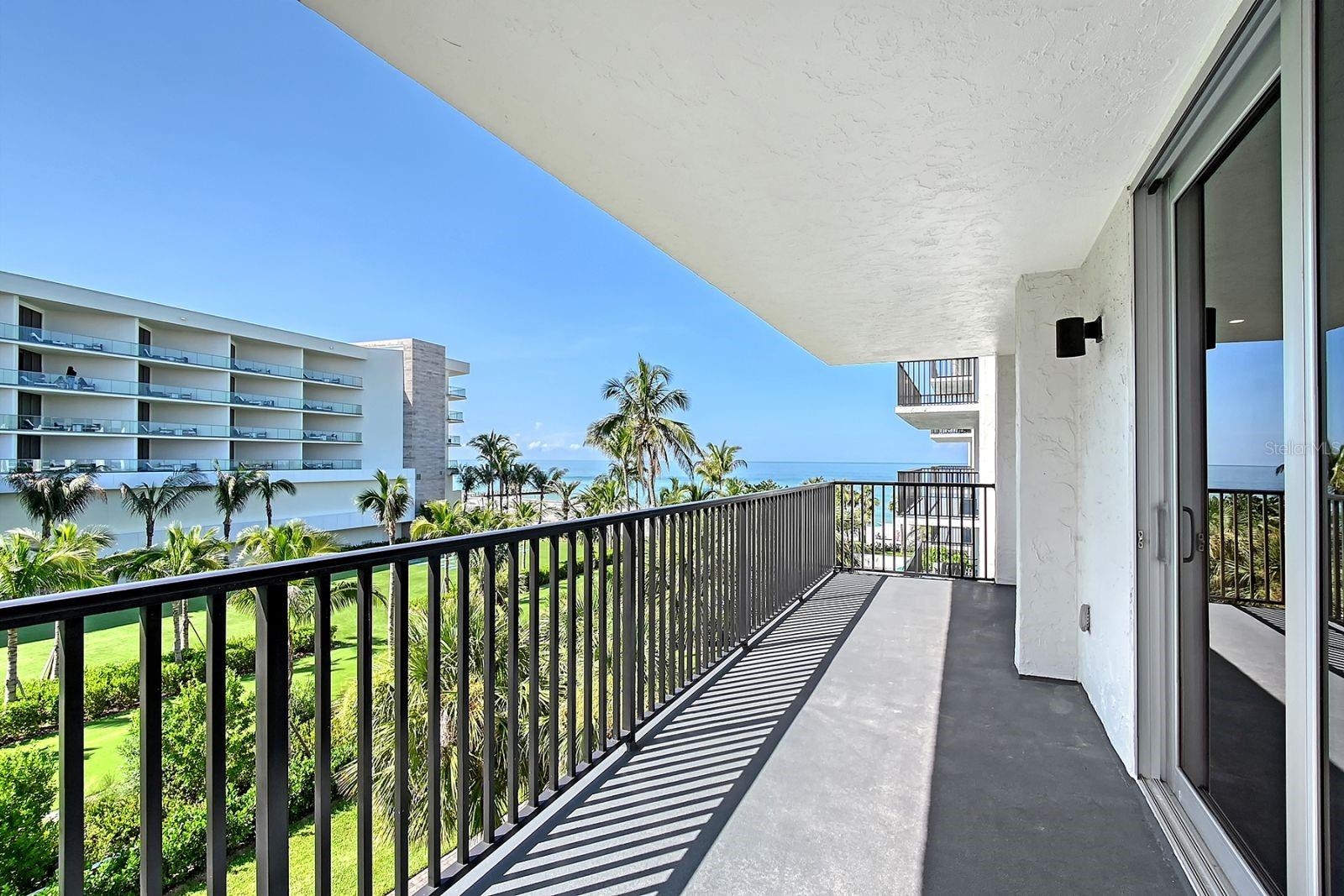 Image 9 of 39 For 1701 Gulf Of Mexico Drive 404