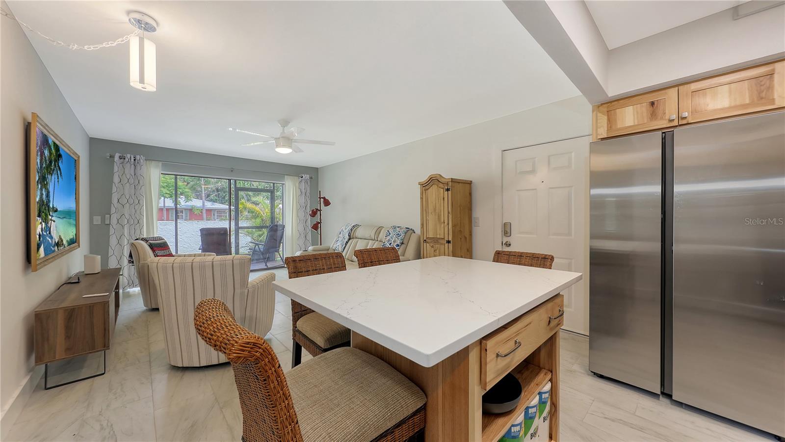 Image 12 of 40 For 631 Orange Avenue 107