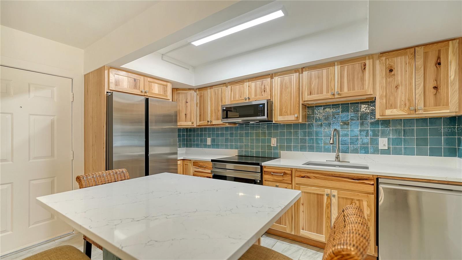 Image 14 of 40 For 631 Orange Avenue 107