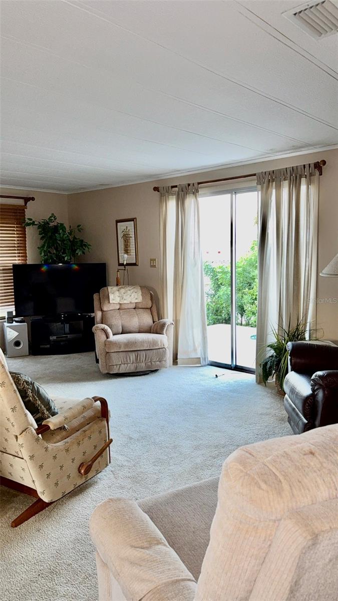 Image 3 of 15 For 4207 13th Street E