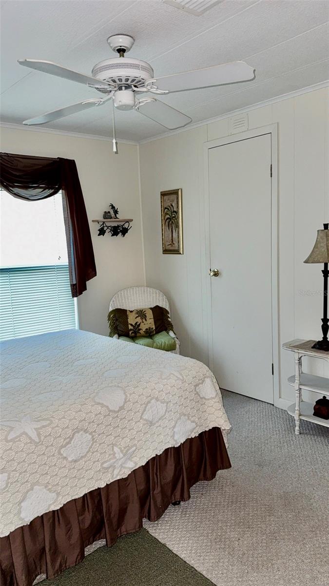 Image 4 of 15 For 4207 13th Street E