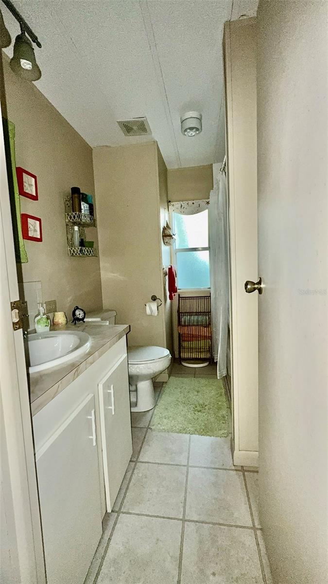 Image 7 of 15 For 4207 13th Street E