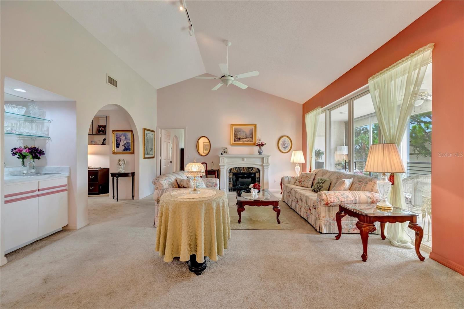 Image 12 of 48 For 6101 34th Street W 24c