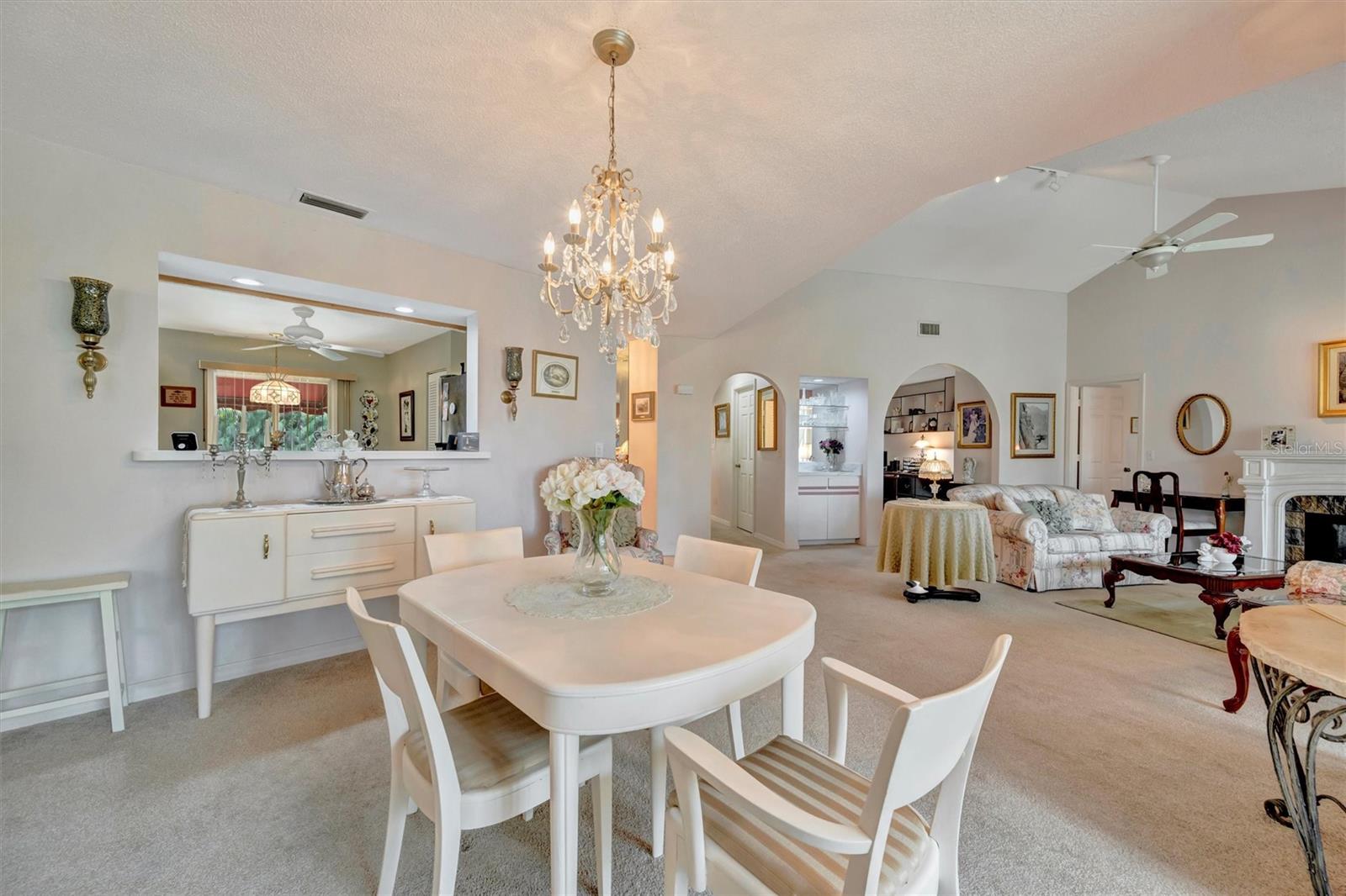 Image 15 of 48 For 6101 34th Street W 24c