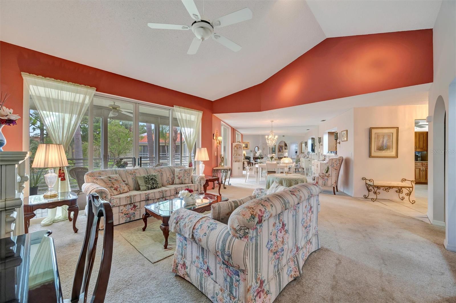 Image 18 of 48 For 6101 34th Street W 24c