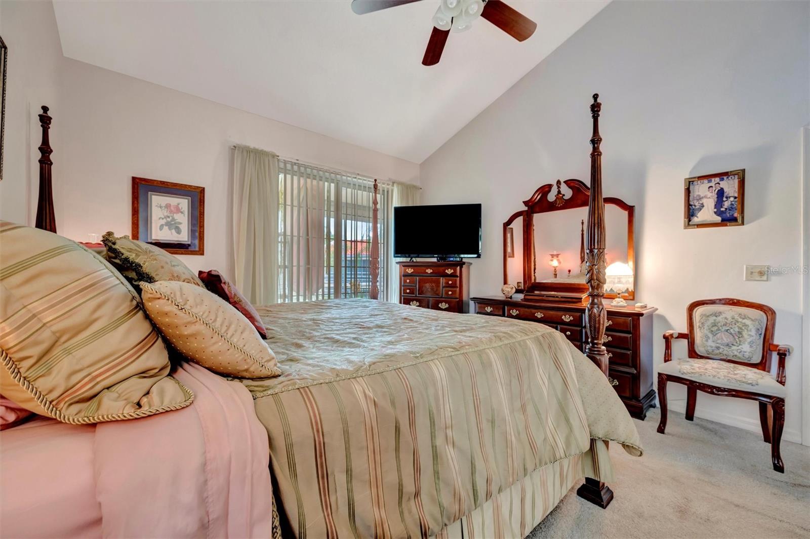 Image 24 of 48 For 6101 34th Street W 24c