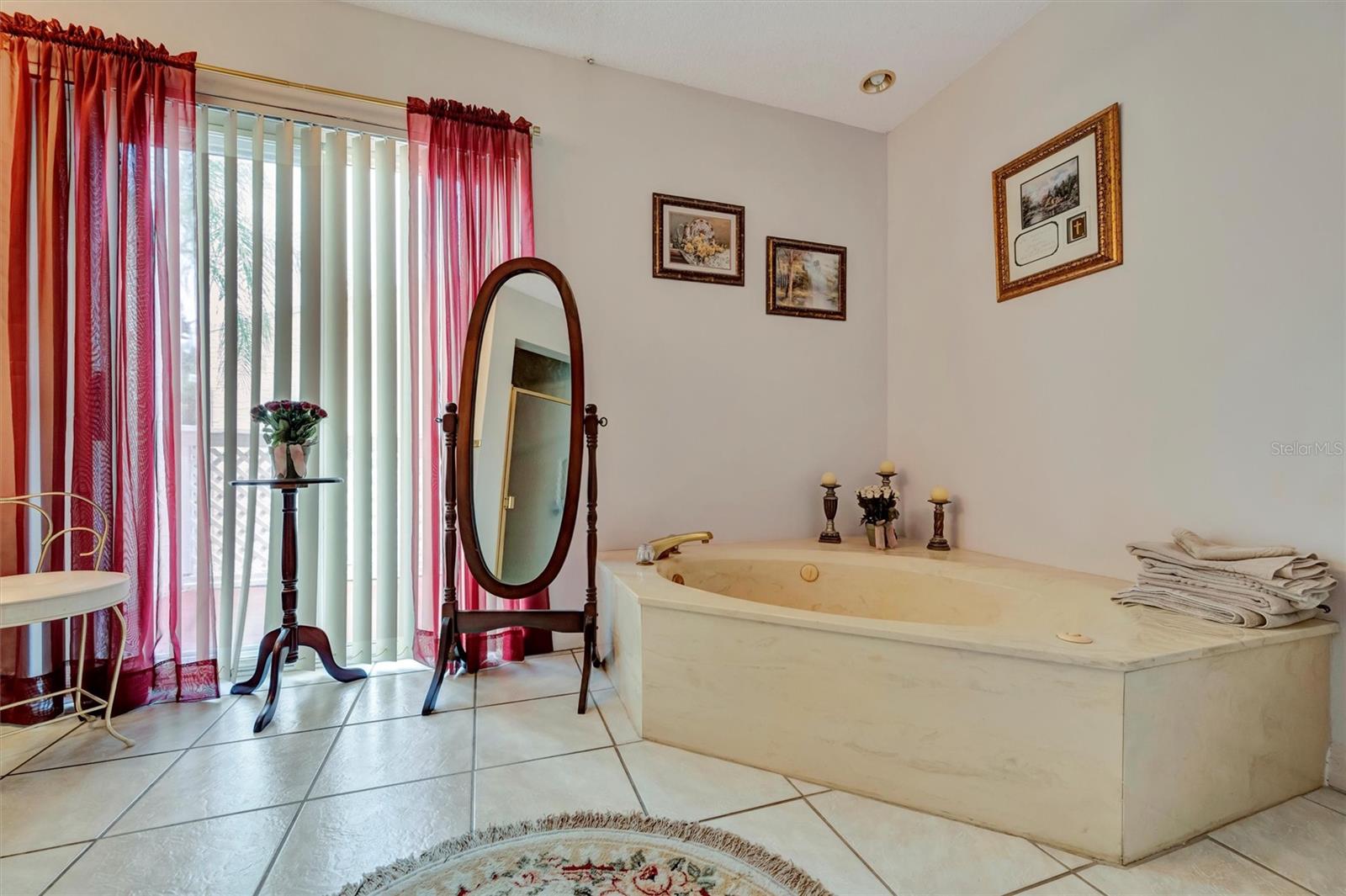 Image 26 of 48 For 6101 34th Street W 24c