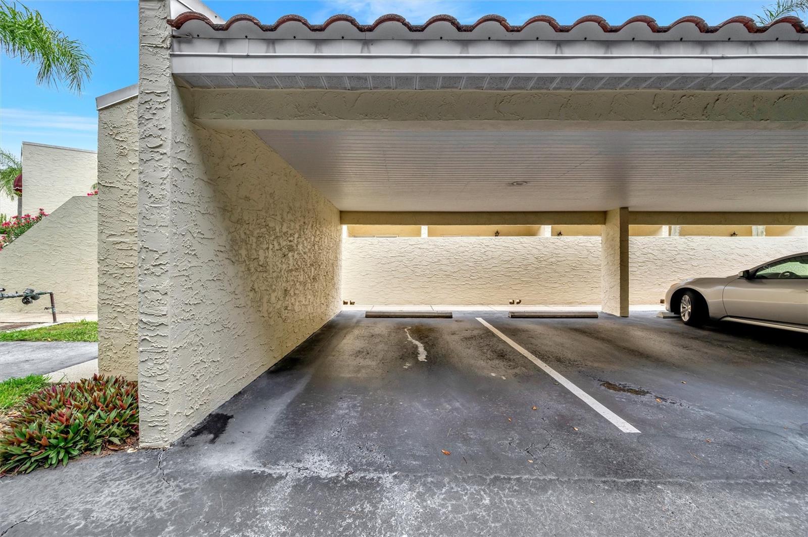 Image 38 of 48 For 6101 34th Street W 24c