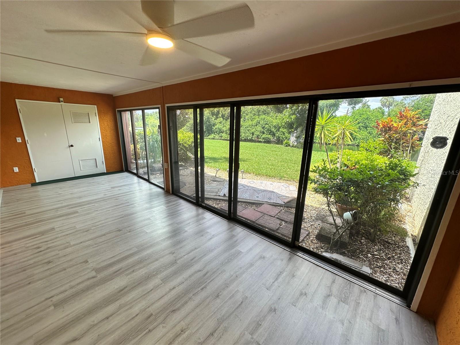 Image 10 of 34 For 620 Spring Lakes Boulevard