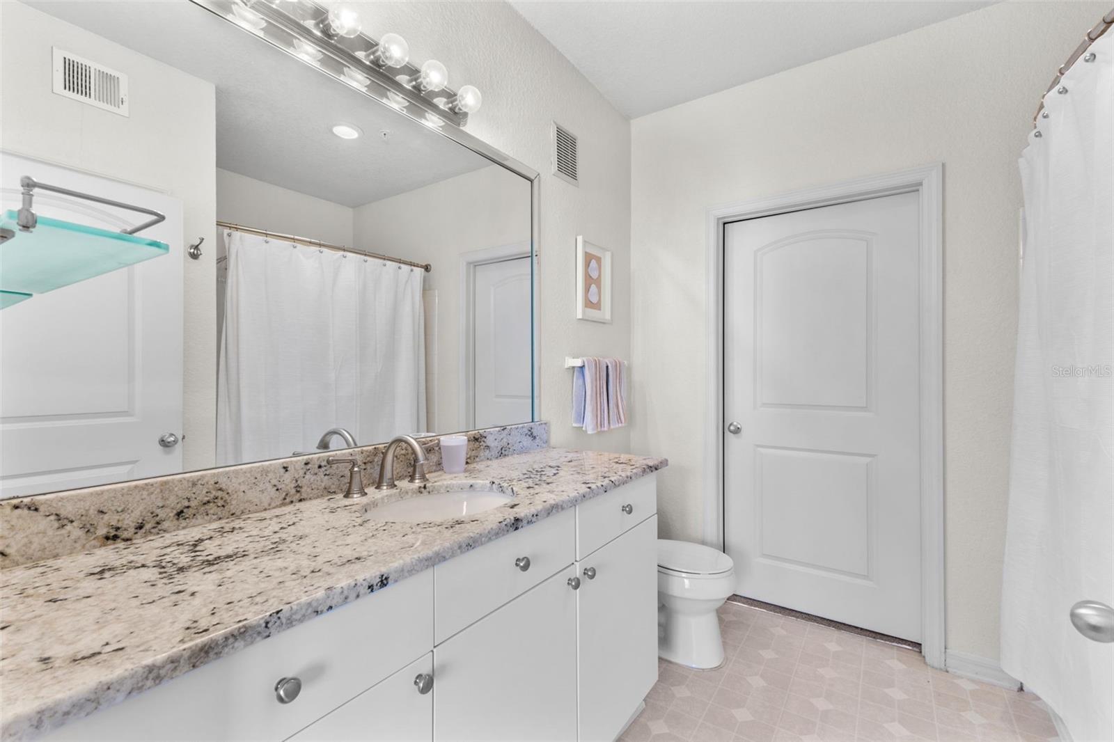 Image 25 of 45 For 4221 Spruce Street 1326