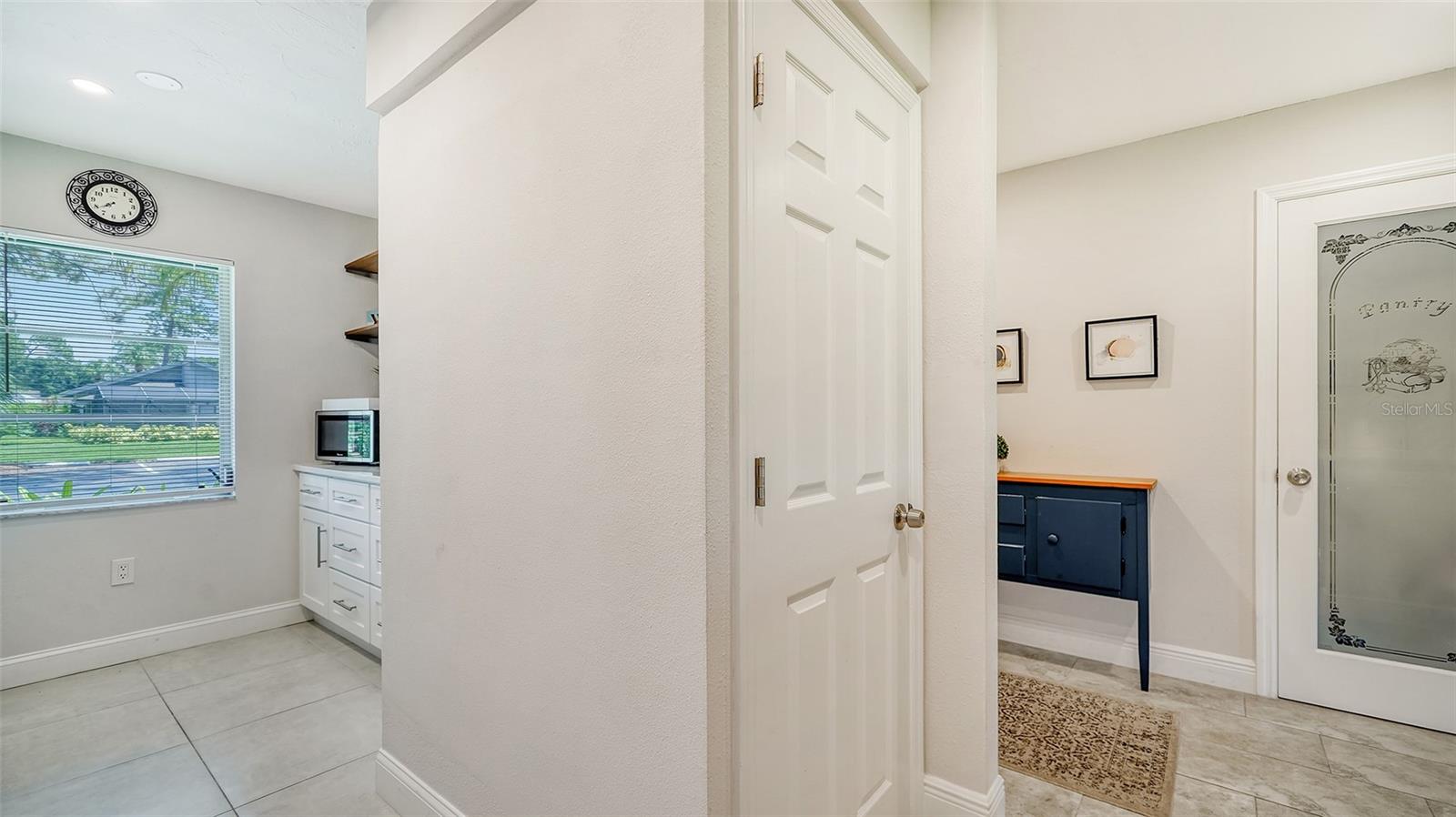 Image 18 of 69 For 7820 Palm Aire Lane