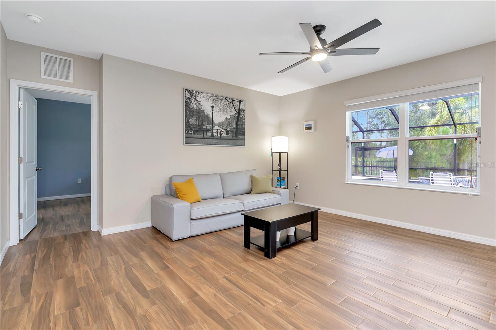 Image 25 of 89 For 271 Tierra Verde Way
