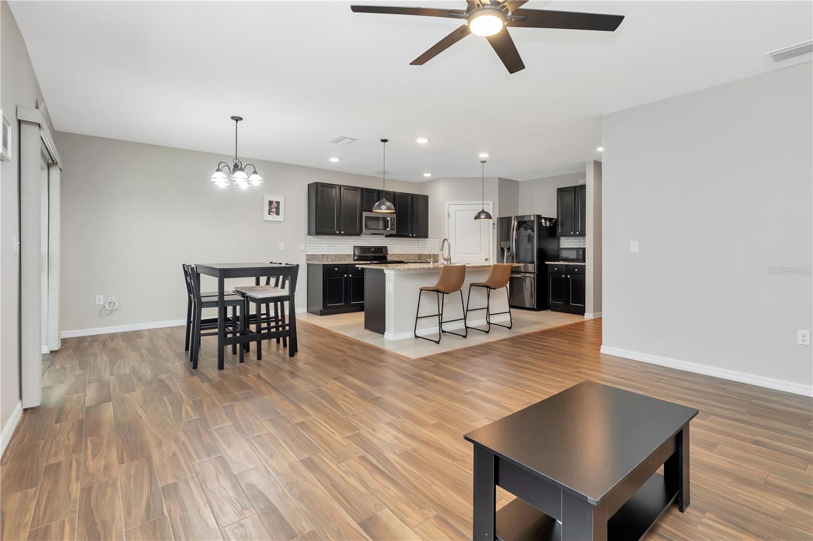 Image 27 of 89 For 271 Tierra Verde Way