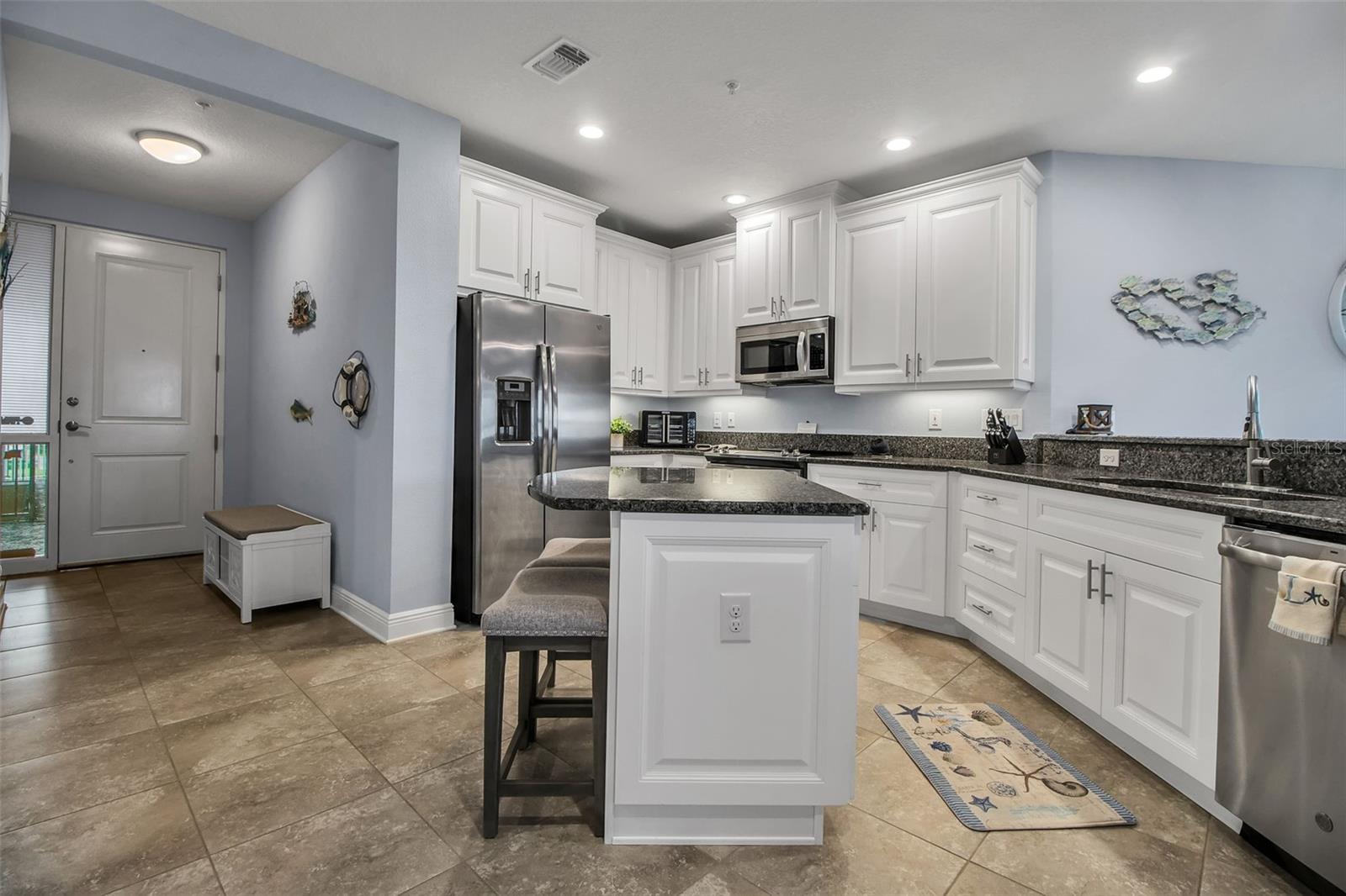 Image 7 of 30 For 7920 34th Avenue W 202