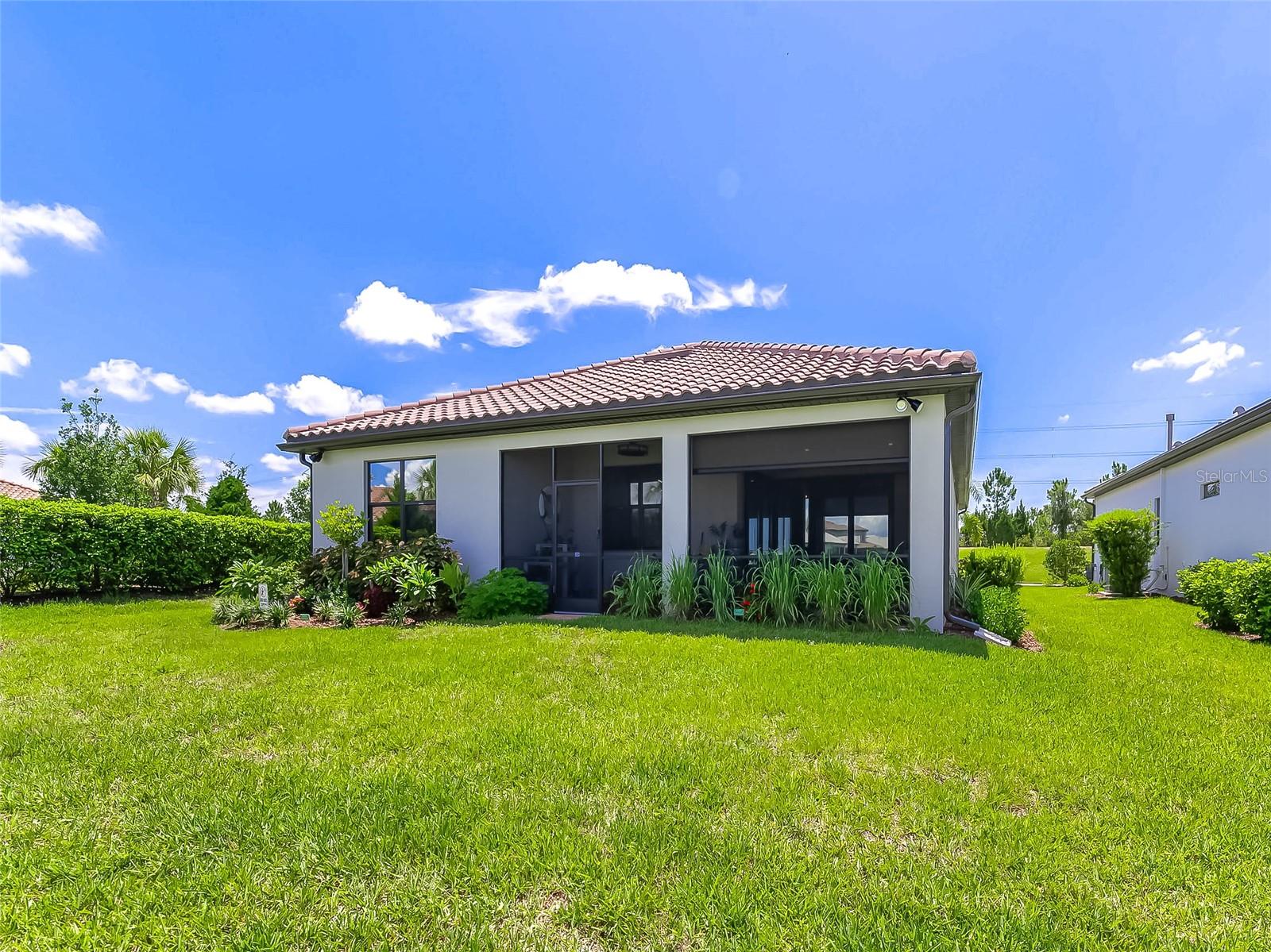Image 20 of 83 For 7683 Summerland Cove
