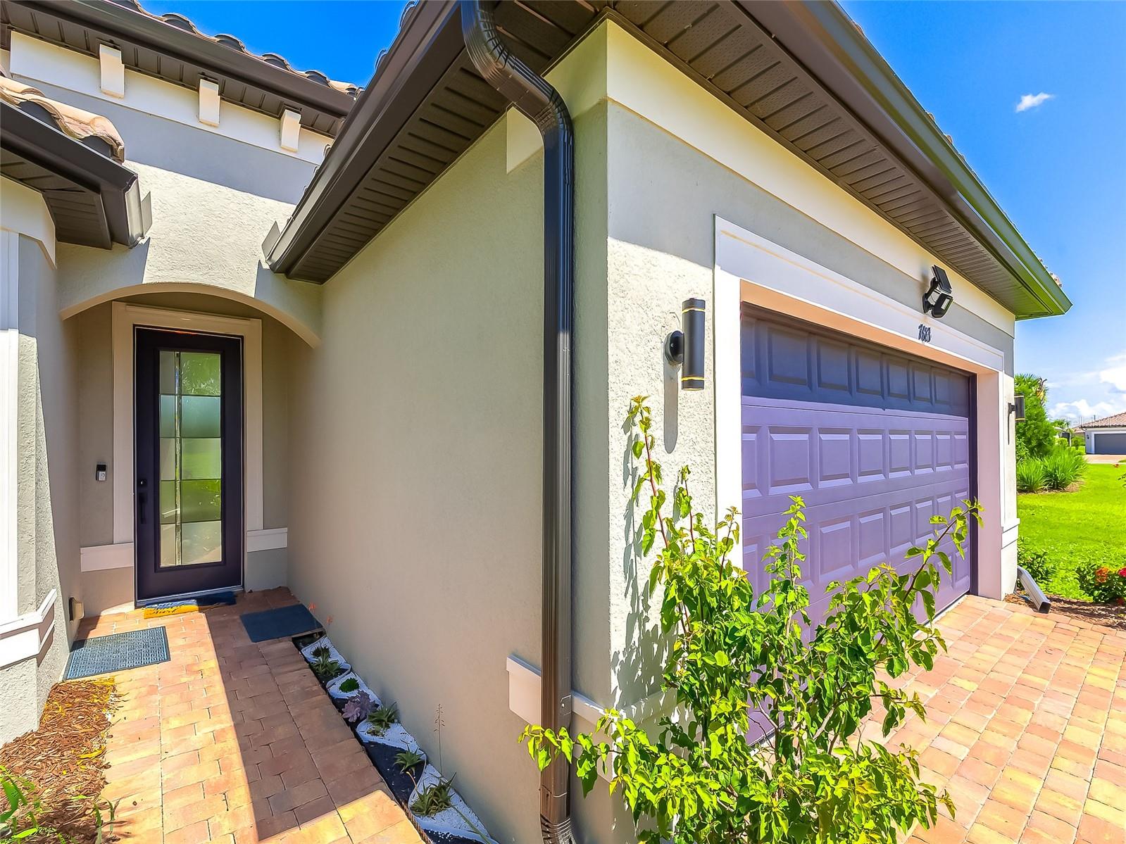 Image 3 of 83 For 7683 Summerland Cove
