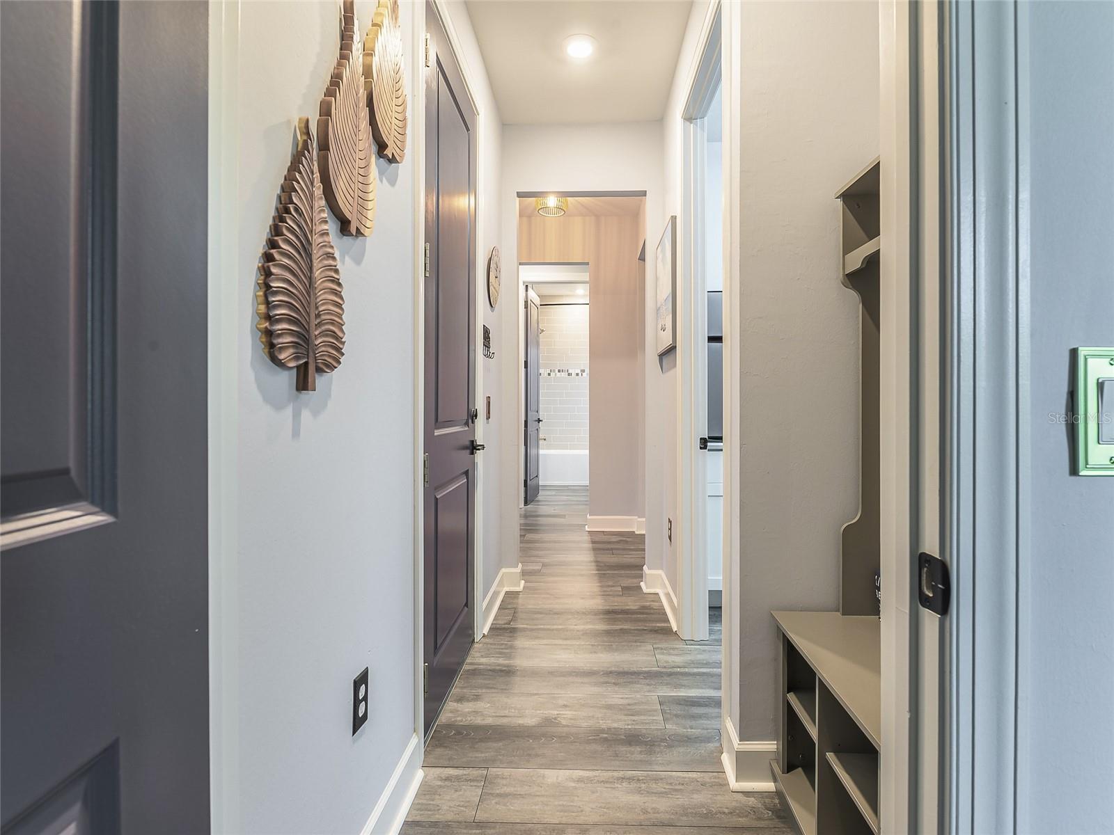 Image 33 of 83 For 7683 Summerland Cove