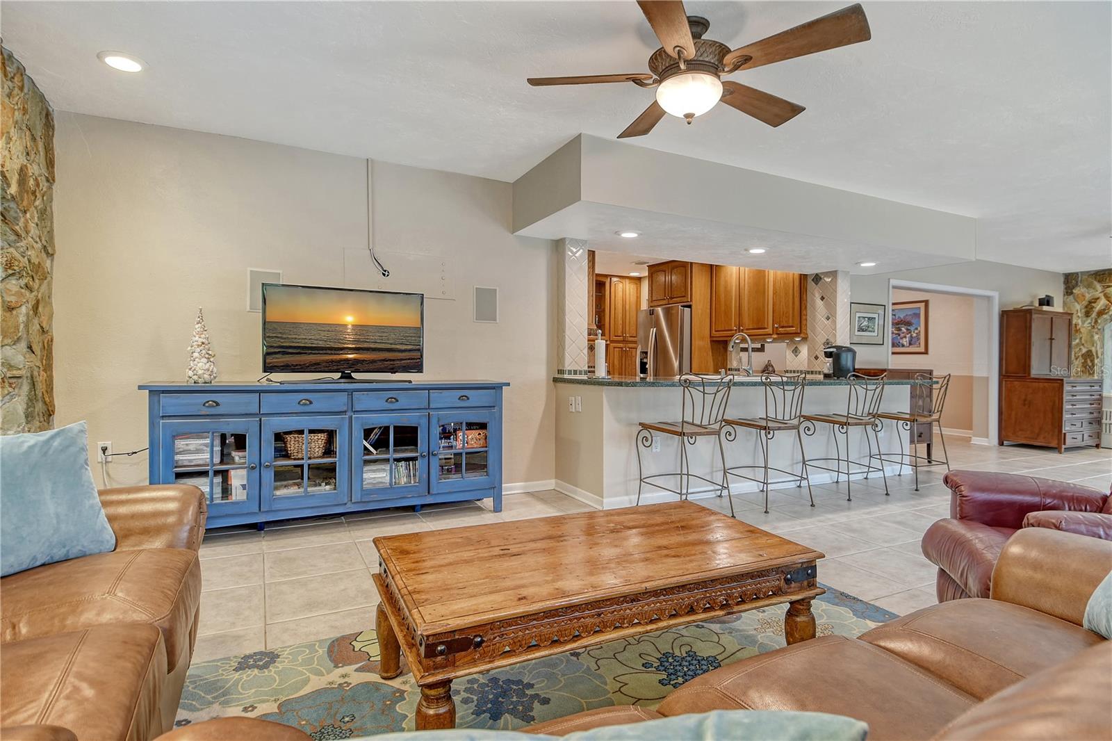 Image 16 of 55 For 6303 3rd Avenue Nw