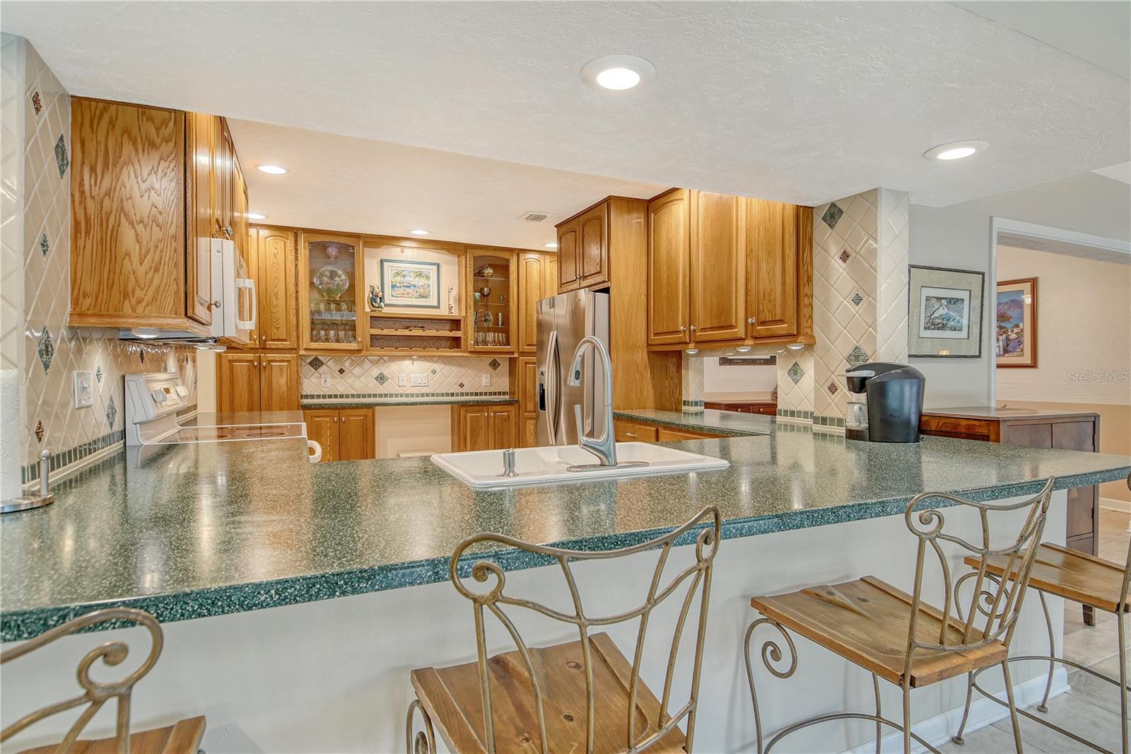 Image 17 of 55 For 6303 3rd Avenue Nw