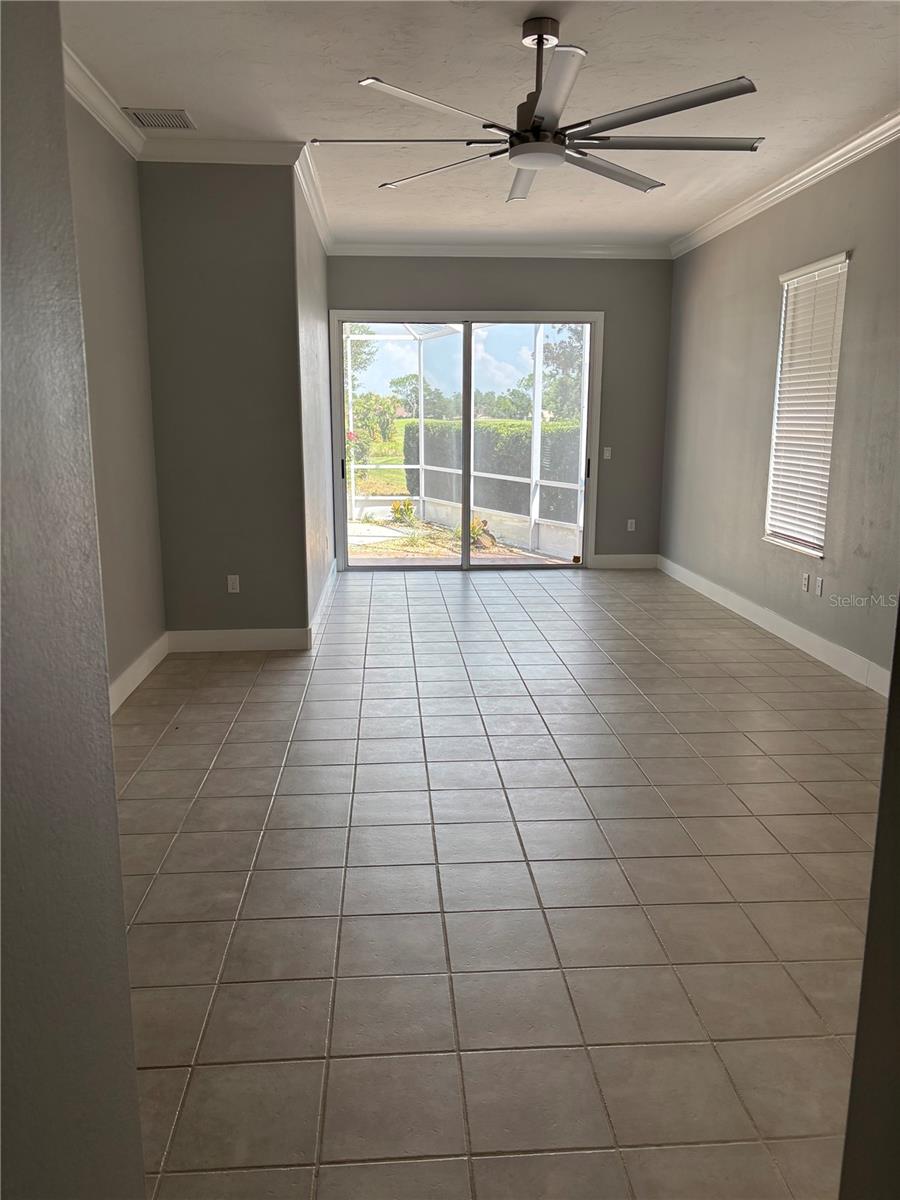 Image 8 of 9 For 2957 Wilderness Boulevard E