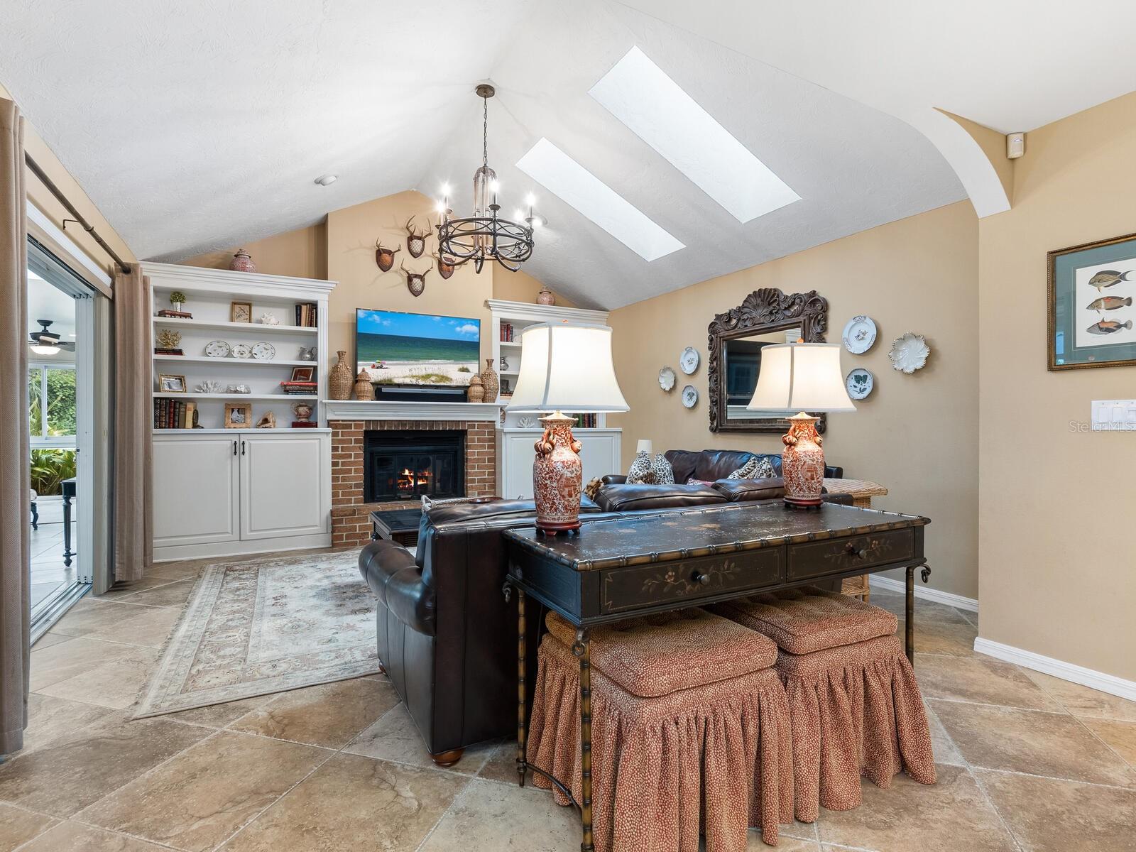 Image 14 of 66 For 1773 Oak Lakes Drive