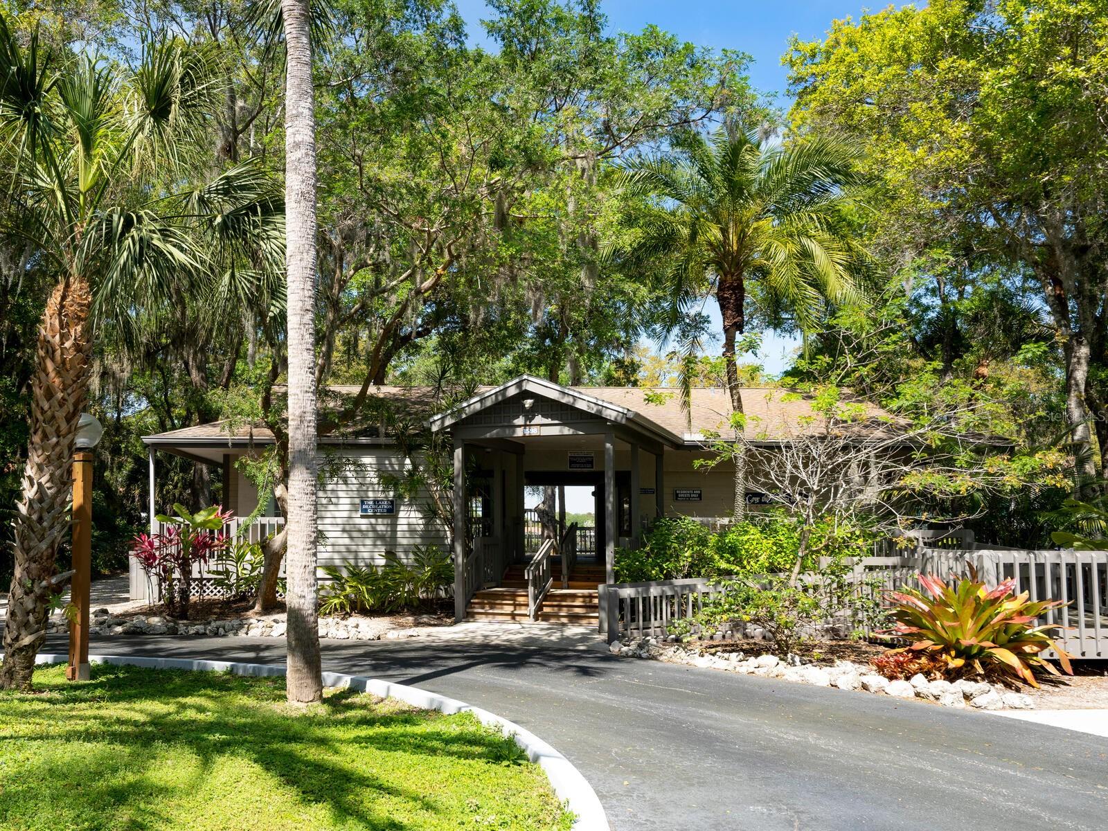 Image 55 of 66 For 1773 Oak Lakes Drive