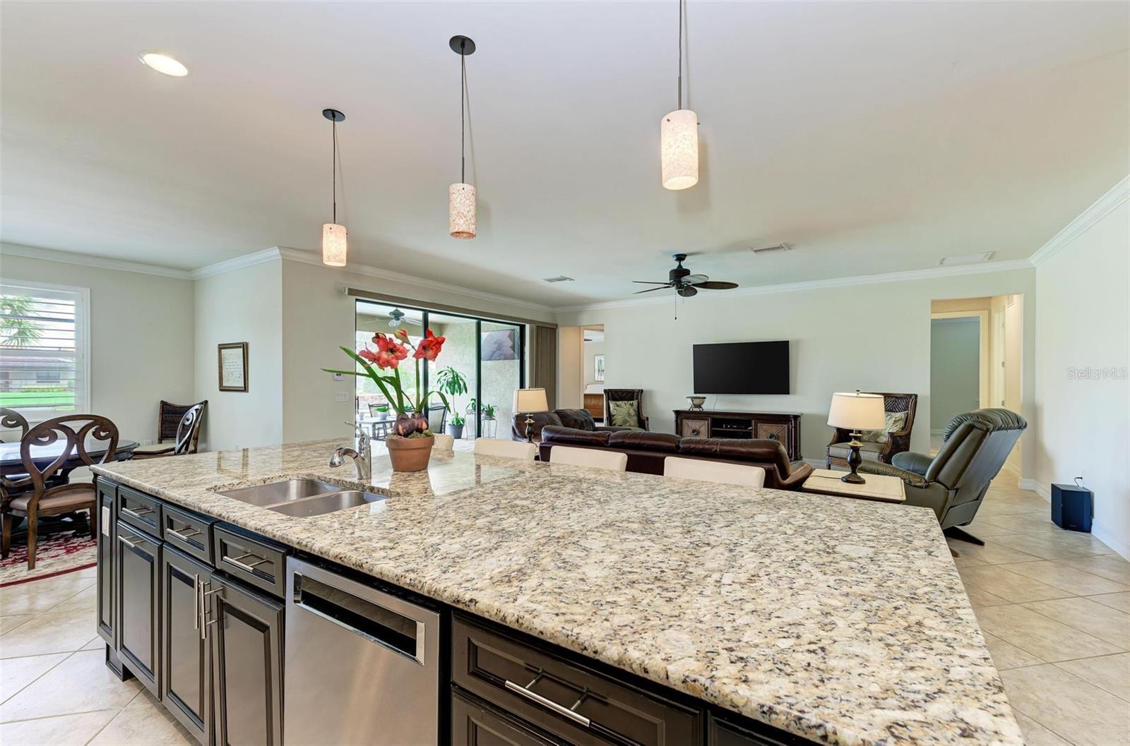 Image 27 of 63 For 11192 Whimbrel Lane