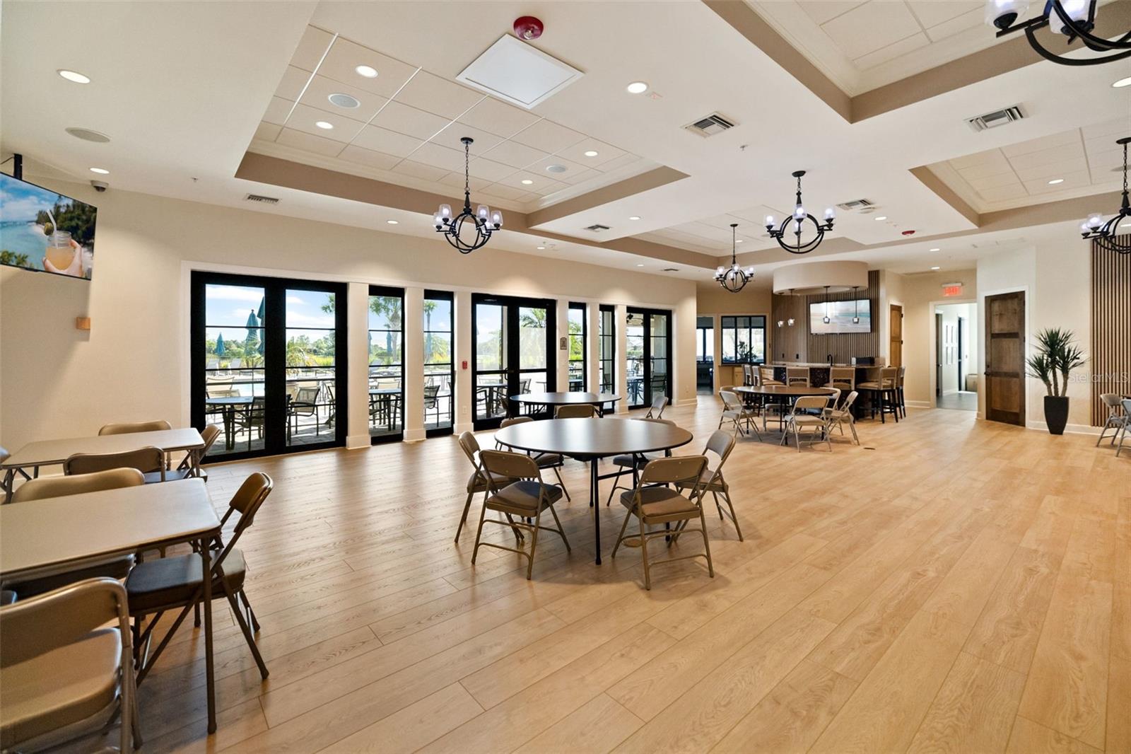 Image 78 of 83 For 11192 Whimbrel Lane