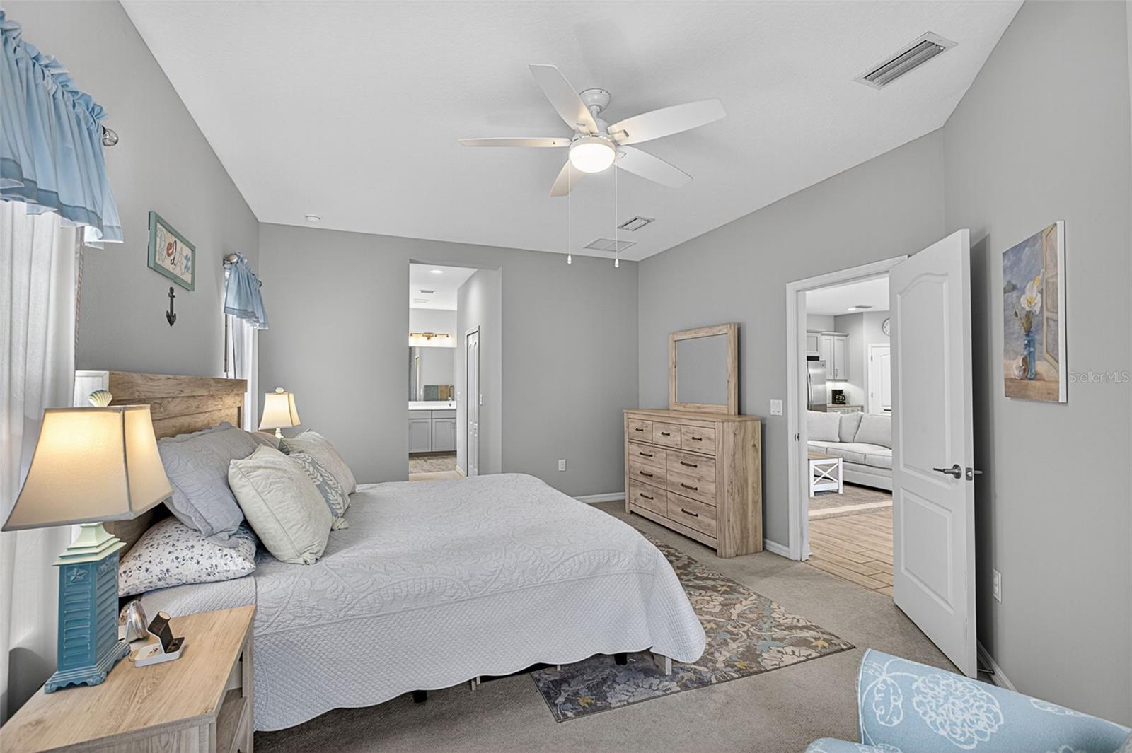 Image 20 of 48 For 232 Benedetto Court