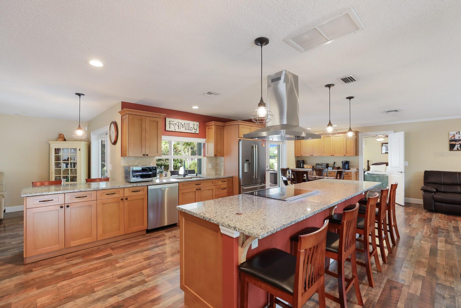 Image 10 of 52 For 412 64th Street Court Nw