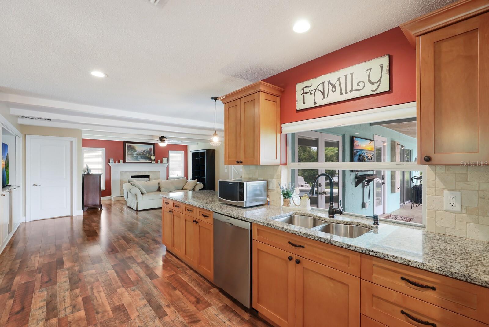 Image 15 of 52 For 412 64th Street Court Nw
