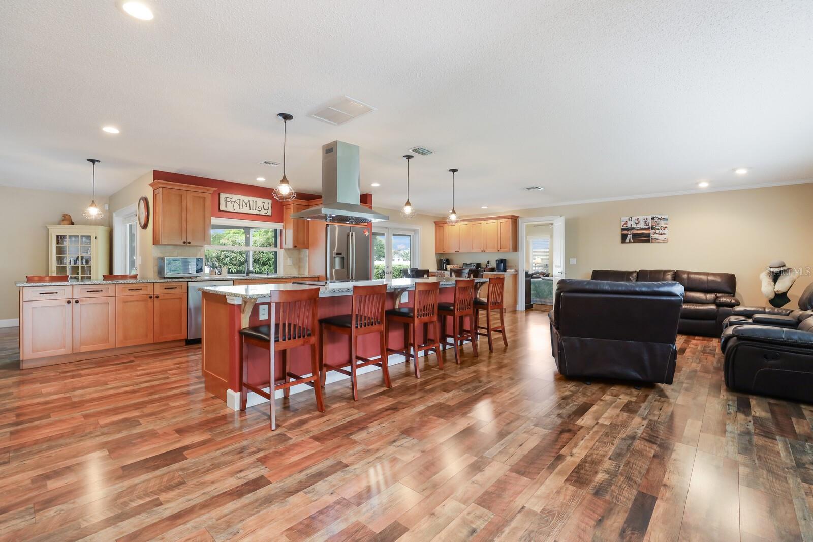 Image 8 of 52 For 412 64th Street Court Nw